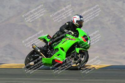 media/Apr-10-2022-SoCal Trackdays (Sun) [[f104b12566]]/Turn 9 (130pm)/